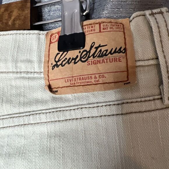 LEVI STRAUSS SIGNATURE Misses Size 16 Long Tan Boot Cut Denim Jeans Stretch - Picture 9 of 11